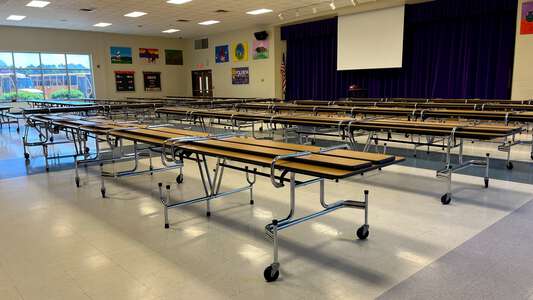 Polenta Elementary School Cafeteria in Garner