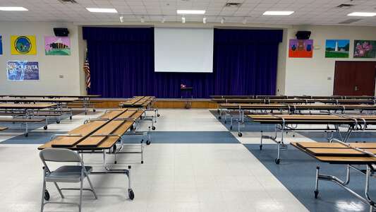 Polenta Elementary School Cafeteria in Garner