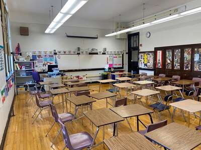 Lake View High School Classroom Standard in Chicago