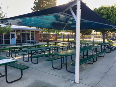Alta Vista Elementary School Lunch Area in Redondo Beach