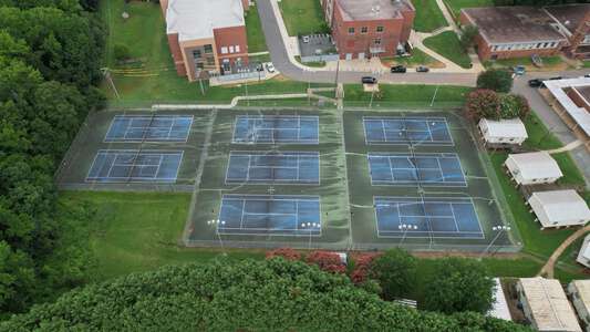 East Mecklenburg High School Tennis Courts in Charlotte 2