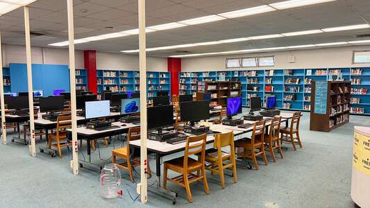 Broadmoor Senior High School Library in Baton Rouge