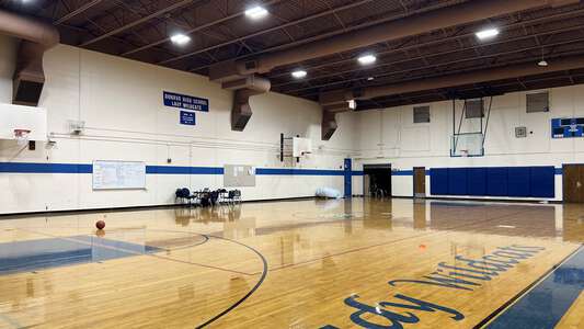 Dunbar High School Gym - Auxiliary in Fort Worth