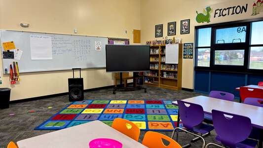 Jackson Elementary School Library in Wichita 2