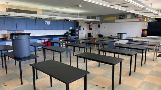 Rio Linda High School in Rio Linda California Slideshow Image 8