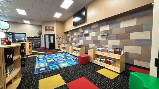 Mary McLeod Bethune Elementary School Library in Moreno Valley 3