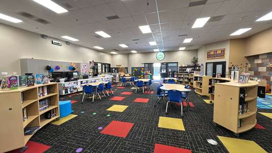 Mary McLeod Bethune Elementary School Library in Moreno Valley 4