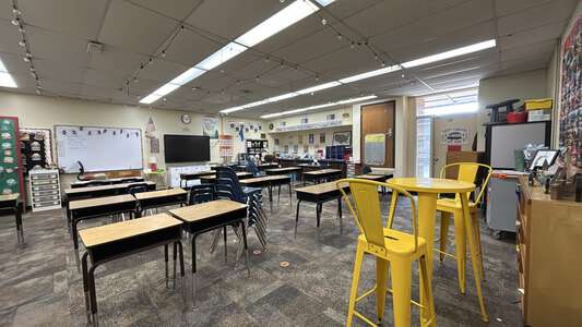 Apple Creek Elementary School Classroom Standard in Moore 2