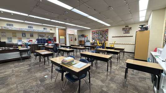 Apple Creek Elementary School Classroom Standard in Moore 3