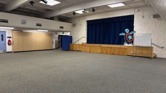 Turtle Rock Elementary School Multi Purpose Room in Irvine