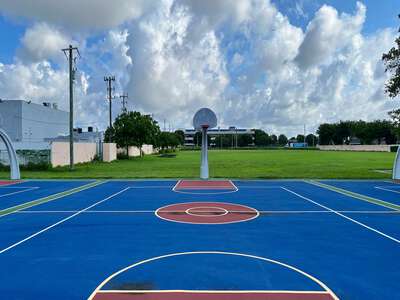 Sweetwater Elementary School Outdoor Basketball Courts in Sweetwater
