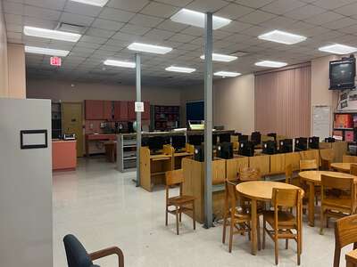 North Miami Elementary School Library in North Miami 4