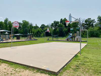 Central Park Elementary School Outdoor Basketball Courts in Bentonville