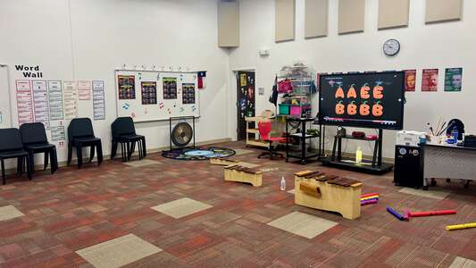 Lenore Kirk Hall Elementary School Classroom Standard in Dallas
