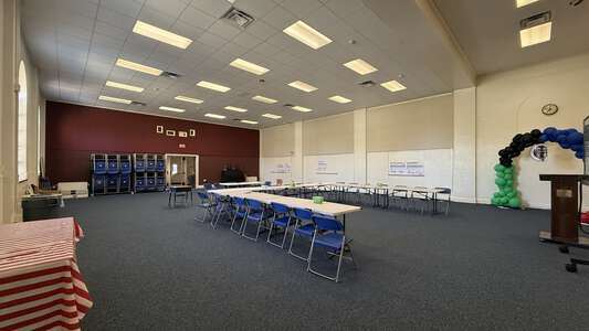 Hubbard Heights Elementary School Auditorium in Fort Worth