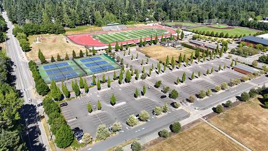 Redmond High School Parking Lot - Student in Redmond