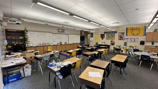 Schilling Elementary Classroom Standard in Newark