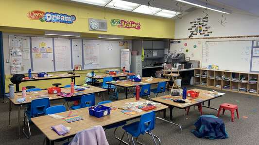 Dilworth Elementary School Classroom Standard in San Jose