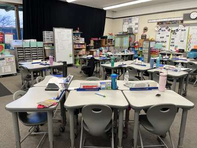 Vinewood Elementary School Classroom Standard in Lodi