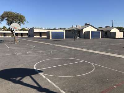 Jefferson Elementary School Outdoor Basketball Courts in Anaheim