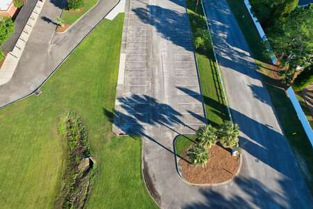 Devon Forest Elementary School Parking Lot - Main in Goose Creek