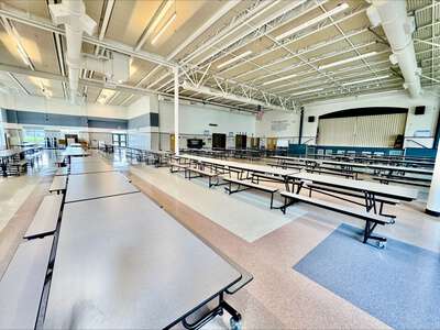 Houck Middle School in Salem Oregon Slideshow Image 4