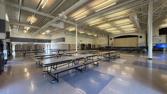 Houck Middle School Cafeteria in Salem 2