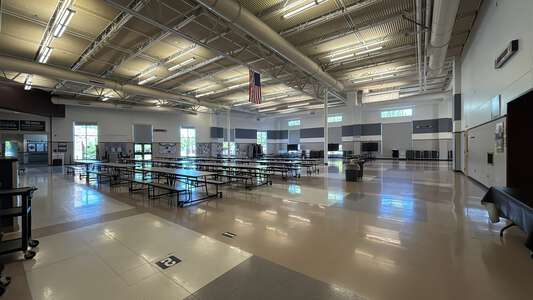 Houck Middle School Cafeteria in Salem 4