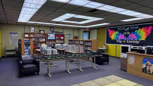 Carl Hankey K-8 School Library in Mission Viejo