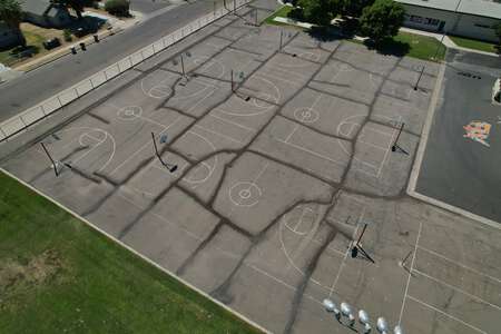 Yosemite Middle School Outdoor Basketball Courts in Fresno 2