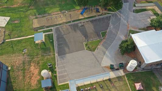 Schwartz Elementary School Parking Lot - Middle in Oklahoma City 2
