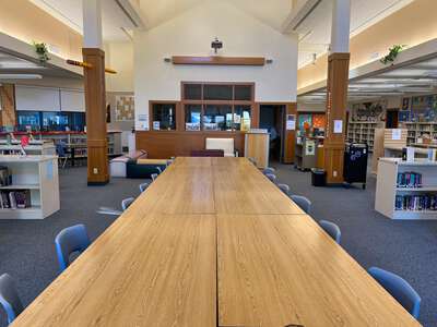 Christensen Middle School Library in Livermore 2