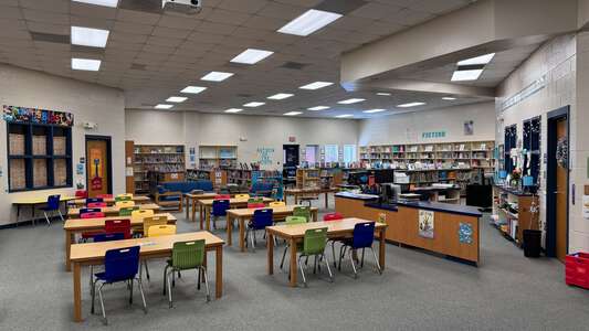 Westview Primary School Media Center in Goose Creek