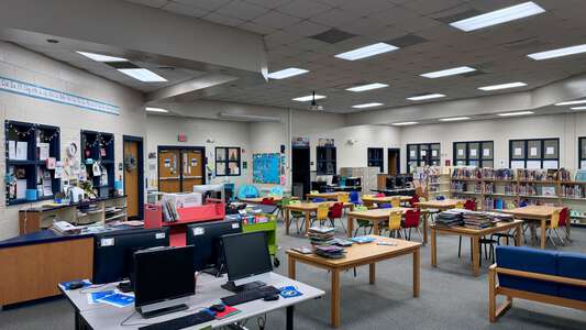 Westview Primary School Media Center in Goose Creek