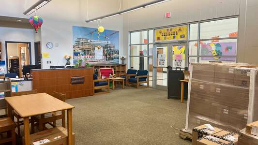Winbourne Elementary School Library in Baton Rouge