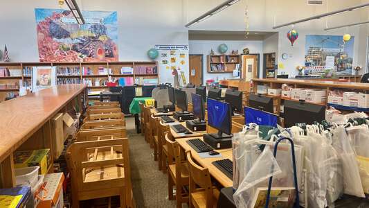 Winbourne Elementary School Library in Baton Rouge