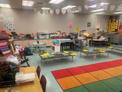 Riverglades Elementary School Classroom Standard in Parkland