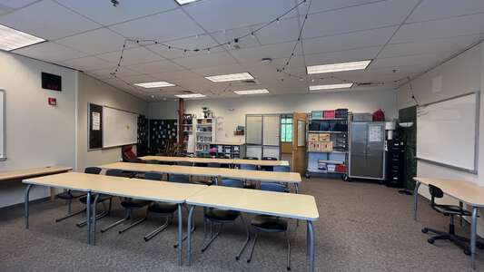 Sequoyah Middle School Classroom Standard in Auburn