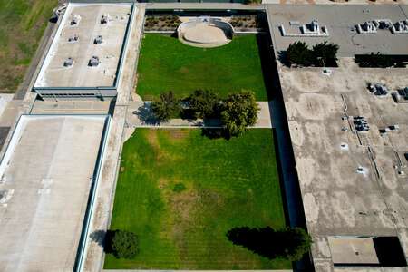 Sinaloa Middle School Quad in Simi Valley