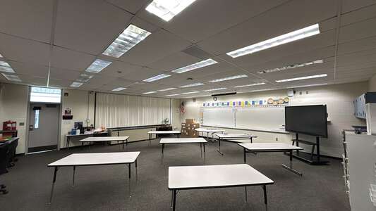 Powell Middle School Classroom Standard in Spring Hill 3
