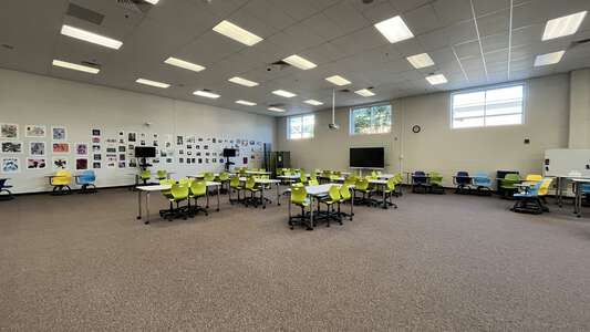 Discovery High School Library in Lawrenceville 2