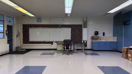 Vista High School Classroom Standard in Lynwood