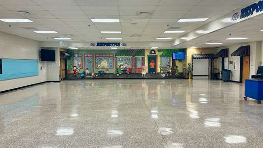Mason Elementary School Cafeteria in Duluth