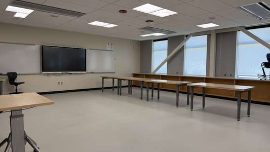 Mirror Lake Elementary School Discovery Lab in Federal Way 3