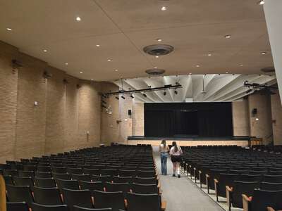 MacArthur High School Auditorium (M122) in Houston 5