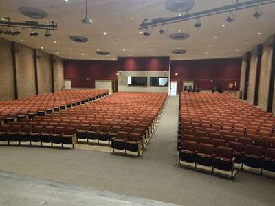 MacArthur High School Auditorium (M122) in Houston 4