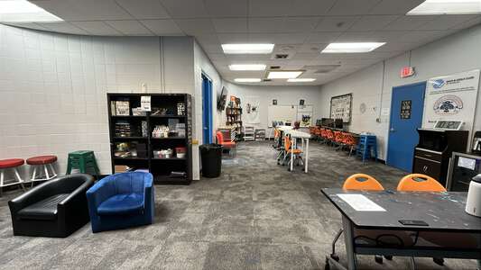 Louis & Elizabeth Sands Branch Teen Center in Glendale 4
