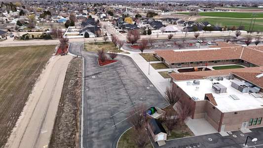 Lake Ridge Elementary School Parking Lot - Side Large in Nampa