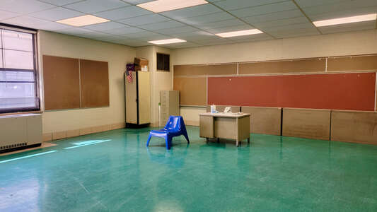 Morton - Thomas George Morton Site Classroom Standard in Philadelphia