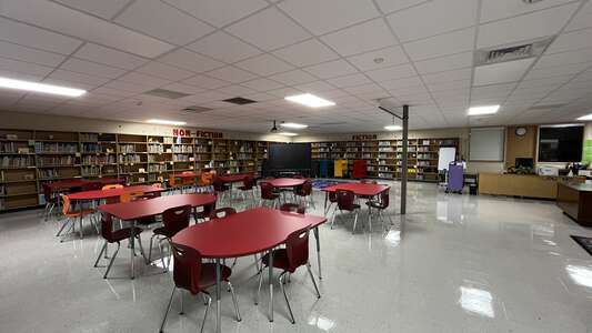 Dunn Elementary School Library in Houston